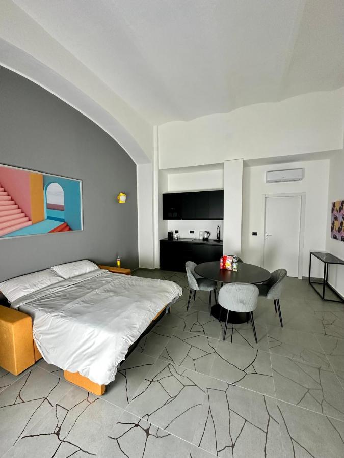 Casa Genovesi - Vicino Porta Nuova F.S. Appartement Turijn Buitenkant foto