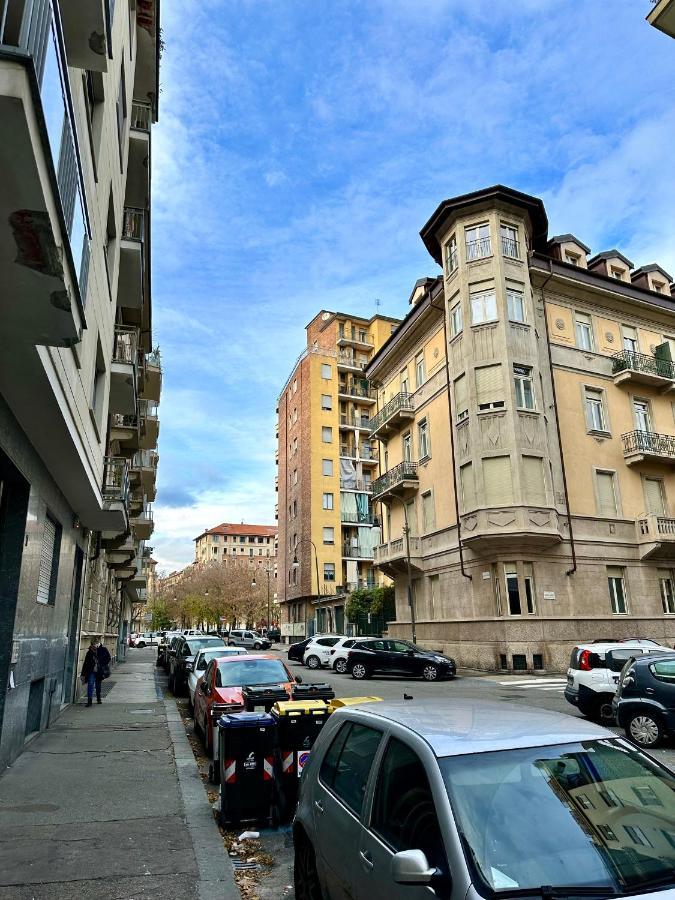 Casa Genovesi - Vicino Porta Nuova F.S. Appartement Turijn Buitenkant foto